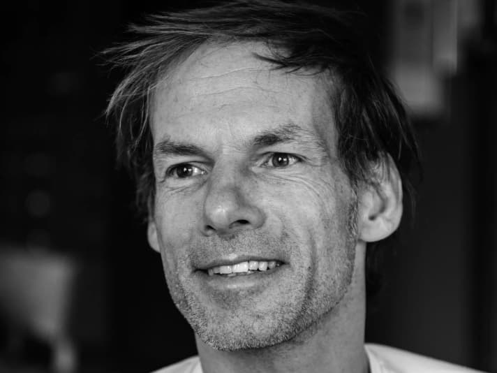 Dimitri Lehner: "Many people think you need the ultimate performance board on the wave. And then you paddle like crazy on it the whole time just to avoid falling off."  Dimitri Lehner, 75 kilos