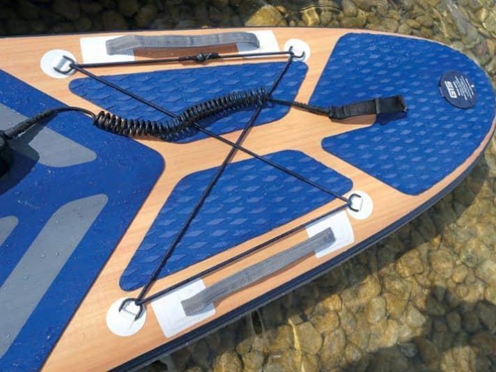 Bequeme EVA-Pads auf dem GTS Sportstourer.