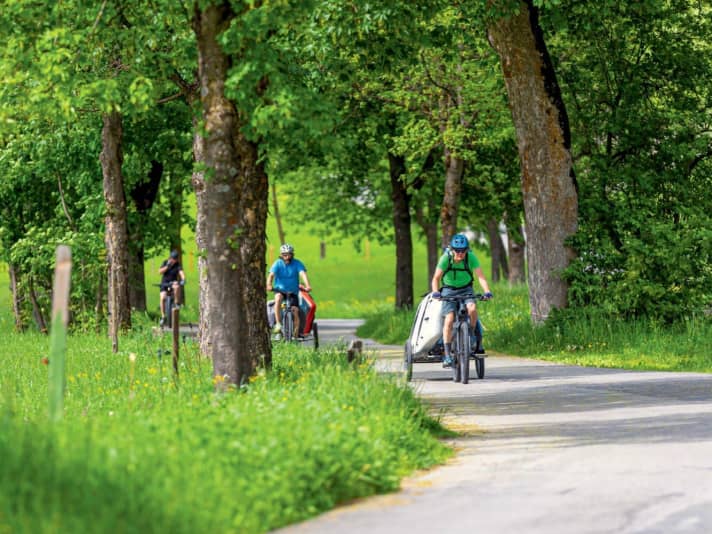 The alternation between paddling and cycling (on the way to the Gastein Valley) is what makes it so appealing.