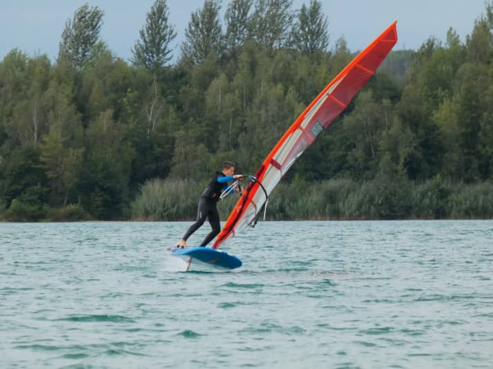 Zuerst die Schule fertig machen, dann vielleicht ein Jahr Pause  und viel surfen, anschließend soll das Studium  folgen – Michel Gutbier  hat einen klaren Plan für die nächsten Jahre.