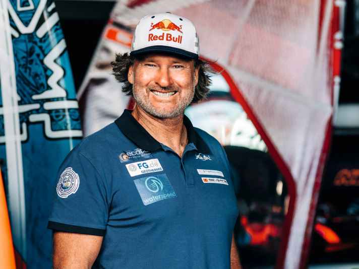 surf/100065734_93bef7b0c1c1b93cdb7551b2c603f2ab