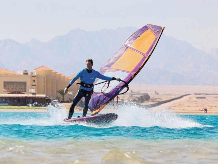 surf/100142477_df9d52a369deb48315fc44f278c9cce3