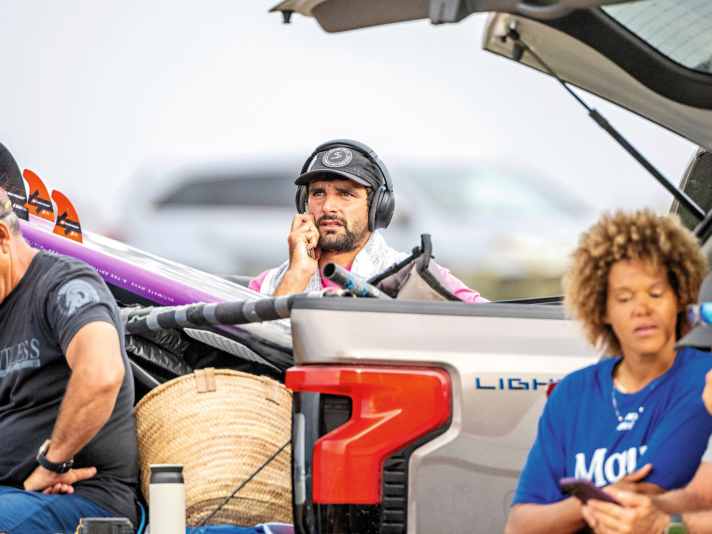 Doomed to wait - the final of the Aloha Classic went ahead without Marc.