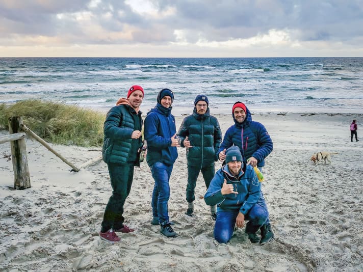 surf/Coallakers_Crew_17_hq-1_3a7e87f2b5e038d4912bfa2821ebfe59