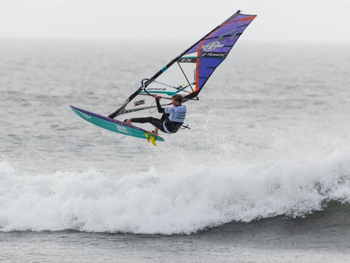 "School, eating, surfing, sleeping. This winter was insane. I stopped counting the days on the water." - Tobias Bjørnaa