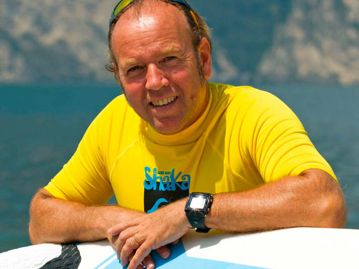 Mikel Slijk, Stationsleiter und Shopbesitzer des Shaka in Torbole am Gardasee