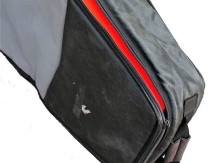 So that it stays that way: If boards are to be stored in the bag - always keep the lid open to ensure minimum ventilation.