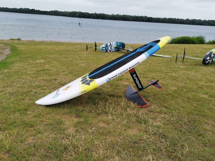 Finally, the right position has to be found, then it's off onto the water.