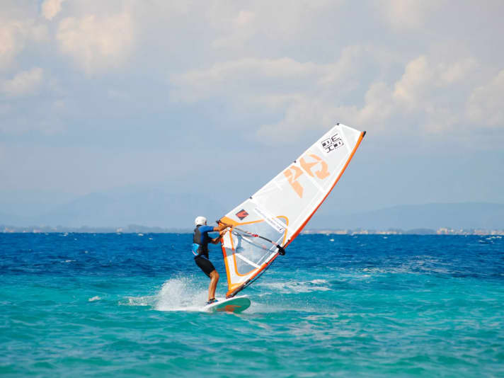 Cream conditions in Lefkada