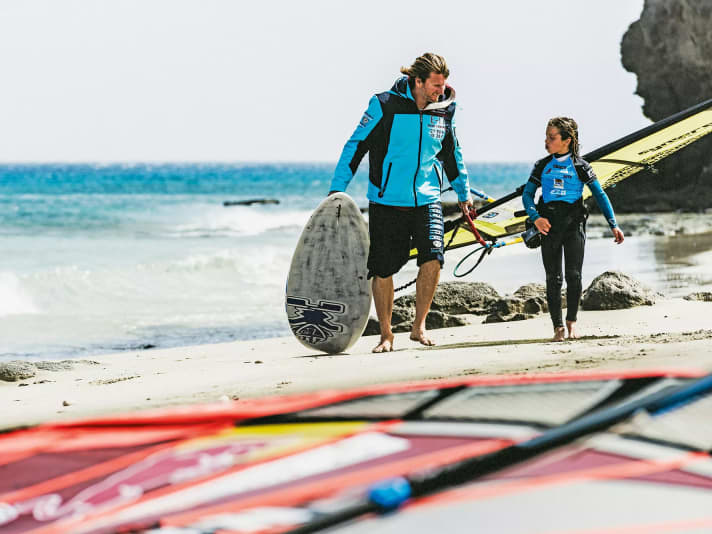 Vater Björn unterstützt Liam, wo er kann.
