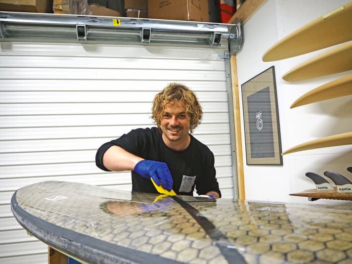 Sustainability: Thilo is working on separable composite solutions for boards.