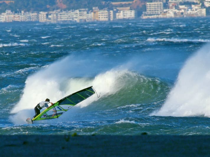 Only a strong Tramontana gives Pals, south of Rosas in northern Spain, radical wave conditions.