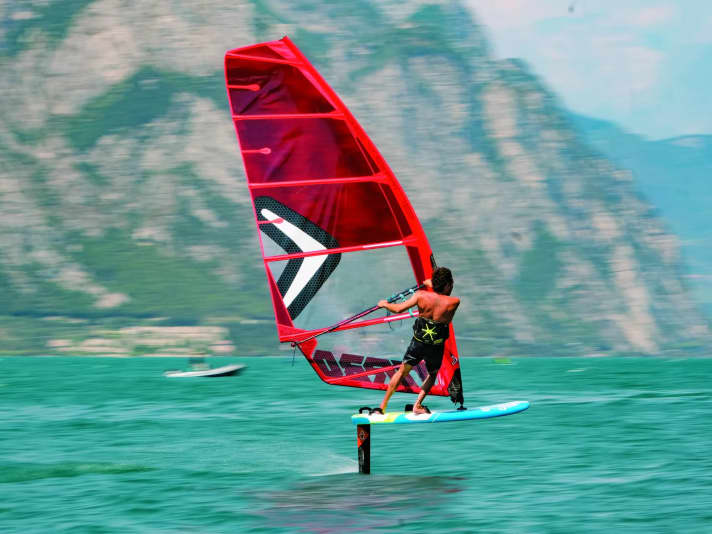 Foils like the Starboard Race with 800 front wing are also top for freeracers.