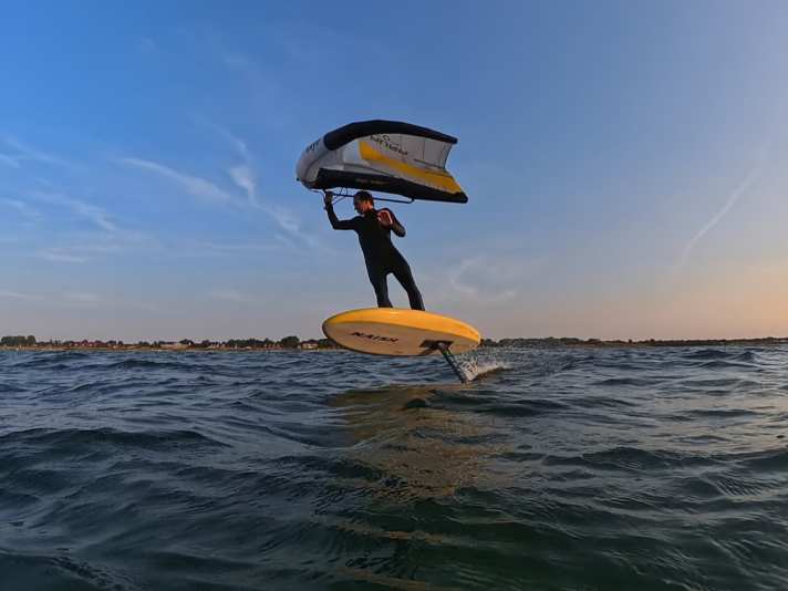 surf/bc5f5292795c35065ff128d00bf1f913-10784106666666667-1785831342837_1309c07d57f4db88d5879b5dc71f016f