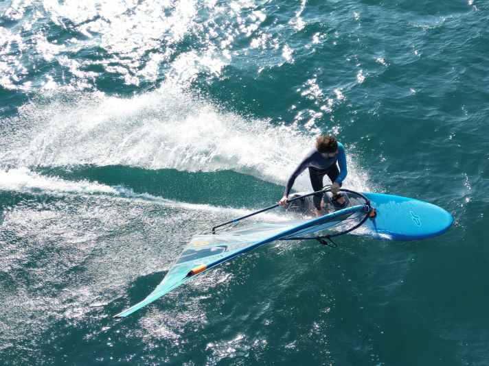 Der neue JP-Australia Super Ride halst weiterhin sehr flott und flüssig.