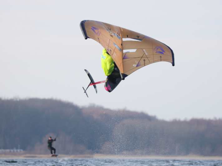 Der Unit SLS liefert viel Lift zum Springen