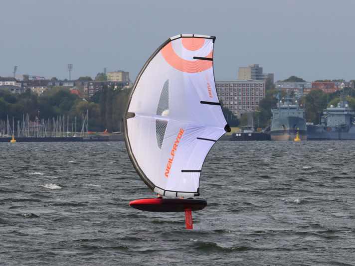 When powered up, it looks significantly firmer than the "normal" Firefly - the Firefly Pro