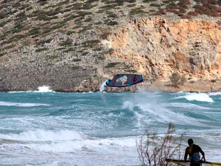 Pachio Ammos turns up the heat in winter