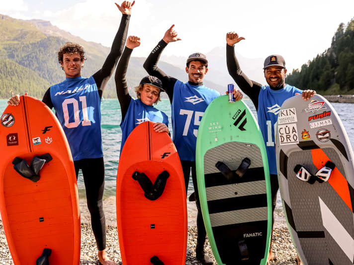 The finalists at the Ensis Engadinwing 2022 (from left to right): Titouan Galea (3rd), Chris Macdonald (1st), Stefan Spiessberger (2nd) and Gollito Estredo (4th)