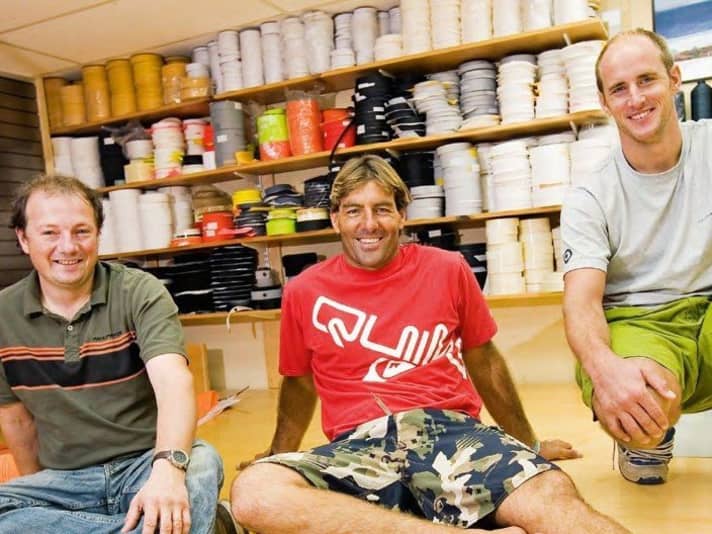 NeilPryde (sailmaker Robert Stroj, left in the photo, and developer Peter Bijl 2008) was Antoine's sail sponsor for 26 years.