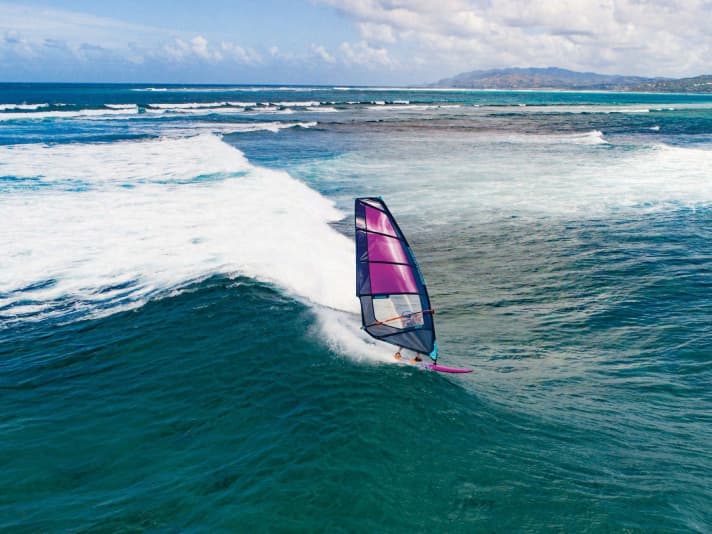 Surf tester Christian took the Neilpryde Atlas to his playground at Pigeon Point Outer Reef (Tobago).