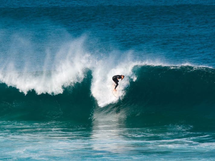 A surfer or SUP should always be in your luggage in Portugal