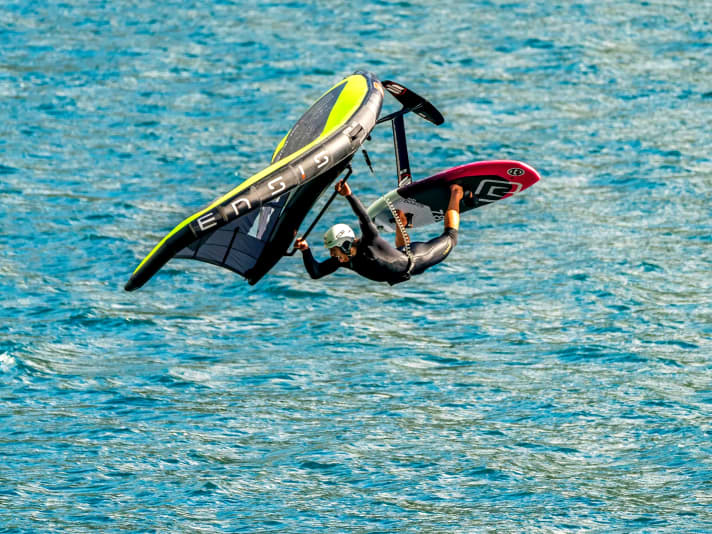 Balz Müller usually leaves out the foot leash - but he is by no means categorically against it