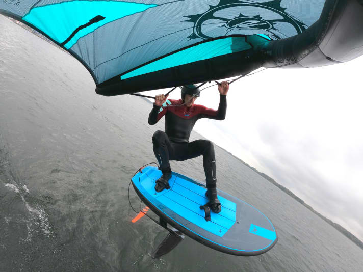 With its low weight, the Phazer also likes to go higher into the air