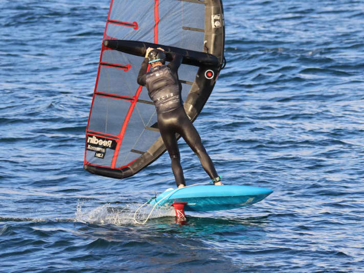 Thickly profiled cruiser foils are stable in manoeuvres and therefore provide a lot of safety for practising