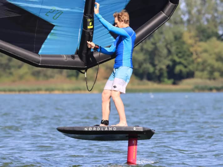 We tested the Glide Surf Foil on different boards and in different conditions