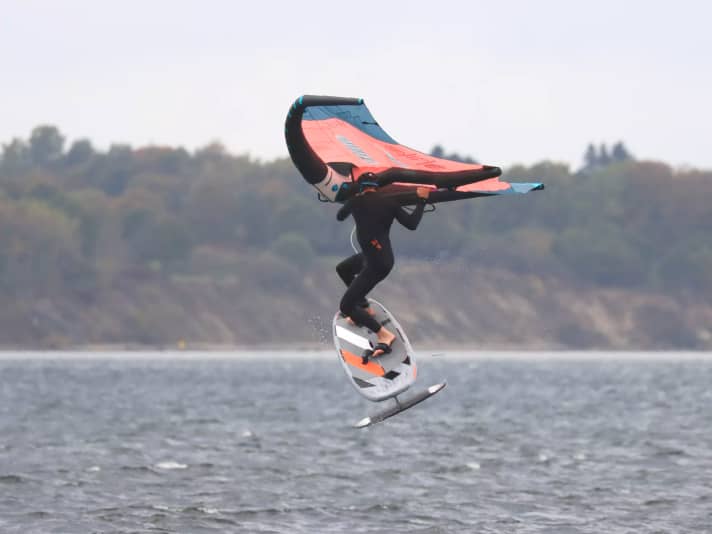 Duotone Slick SLS - kompakt und mit direktem Boom-System