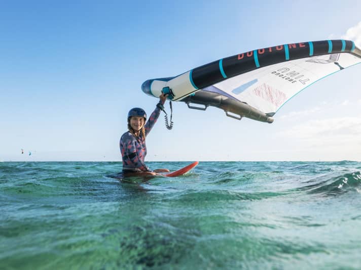 Die Leash fürs Handgelenk ist meist die sinnvolle Option