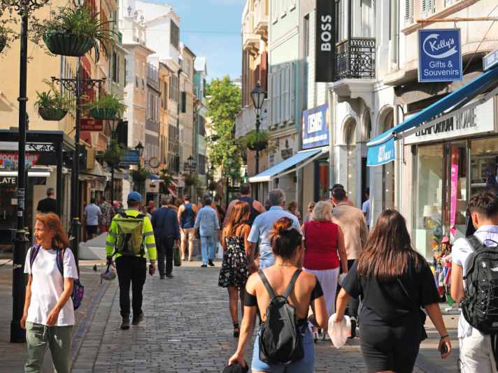 In the historic centre of Gibraltar, as here on Main Street, British and Mediterranean style elements mix