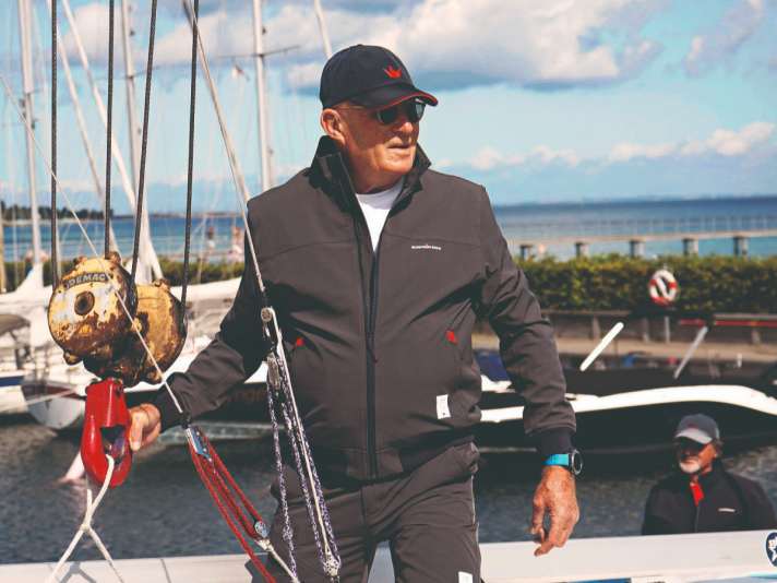 yacht/100039172_79660da06572367f37a47b691648cf8b