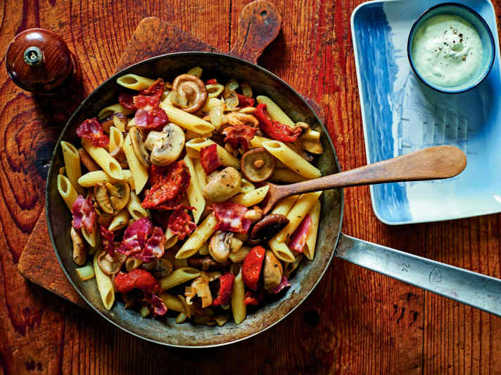 yacht/100187046_c9cdb9543ce8562628f033f40f719974