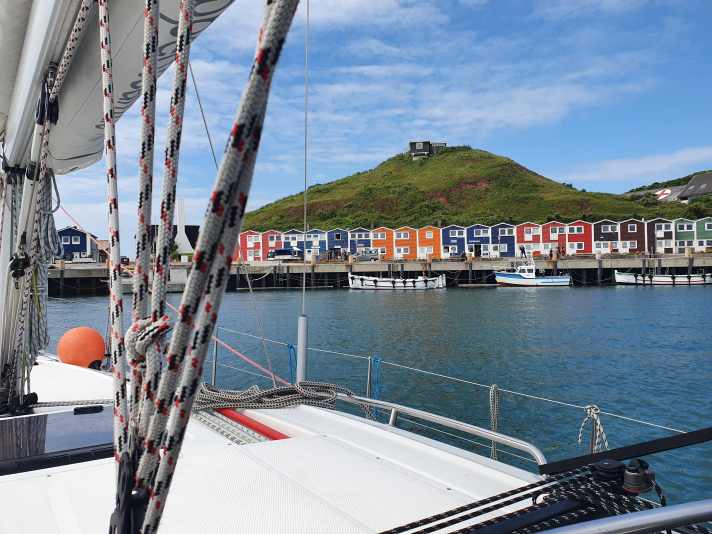 Actuellement, il existe 13 points d'accueil DSV en mer du Nord et en mer Baltique, notamment à Helgoland.