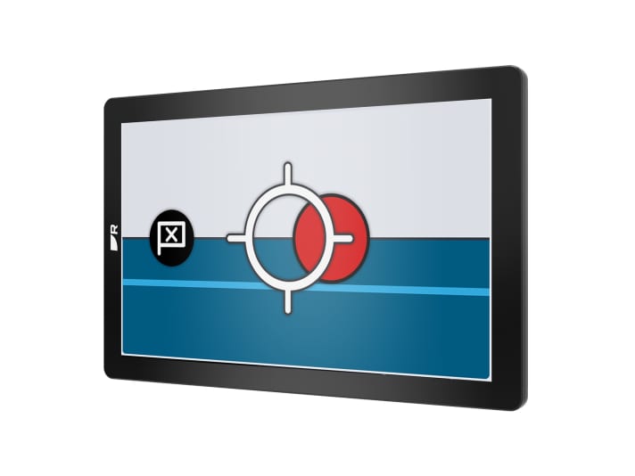 Ingenious idea: if the helmsman holds the red dot in the crosshairs, the boat is travelling at the optimum height. The horizontal line indicates the speed and moves from the lower edge to the horizon. Waypoints can also be intuitively navigated using the display