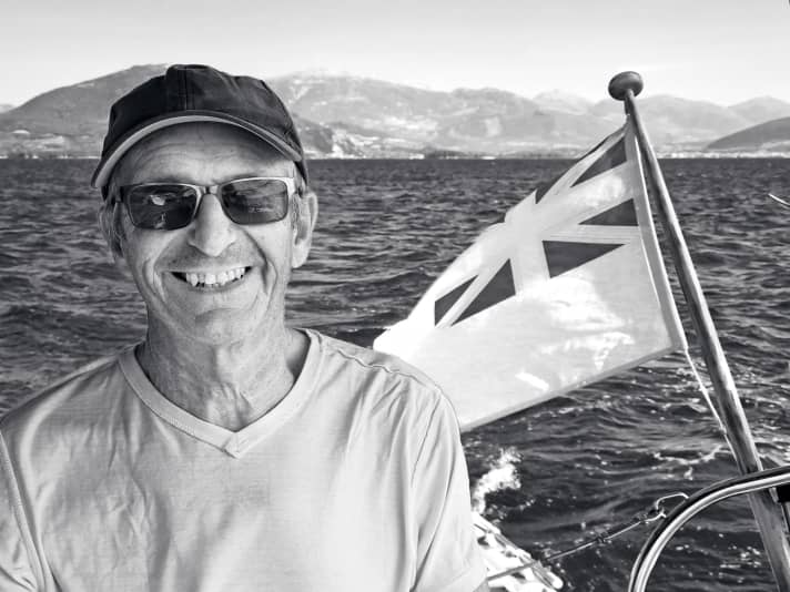 John Hughes hat das Segeln vor Wales gelernt, nun ist er meistens in Griechenland unterwegs
