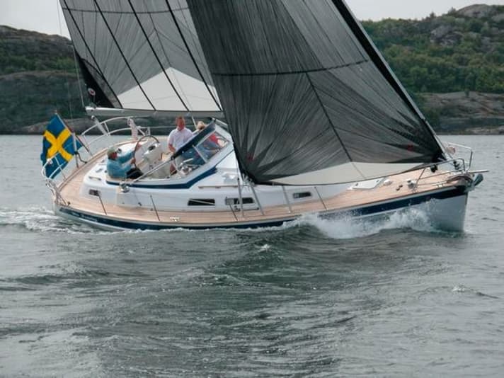   The main dimensions: Length 11.32 m, beam 3.55 m, LWL 10.20 m, displacement 7.5 tonnes, ballast 3.2 tonnes, draught 1.90 m, price ready to sail 233,624 euros