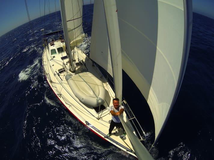   Die "Marlin" mit Kurs auf die Azoren