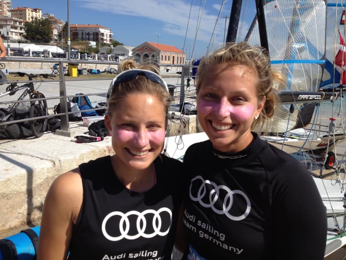  "Pink Power" : lors du championnat du monde avant Santander, Victoria Jurczok et Anika Lorenz ont assuré la place de départ de l'Allemagne pour les Jeux olympiques de 2016 en terminant cinquièmes. Mais cela ne leur donne pas un droit personnel à cette place.