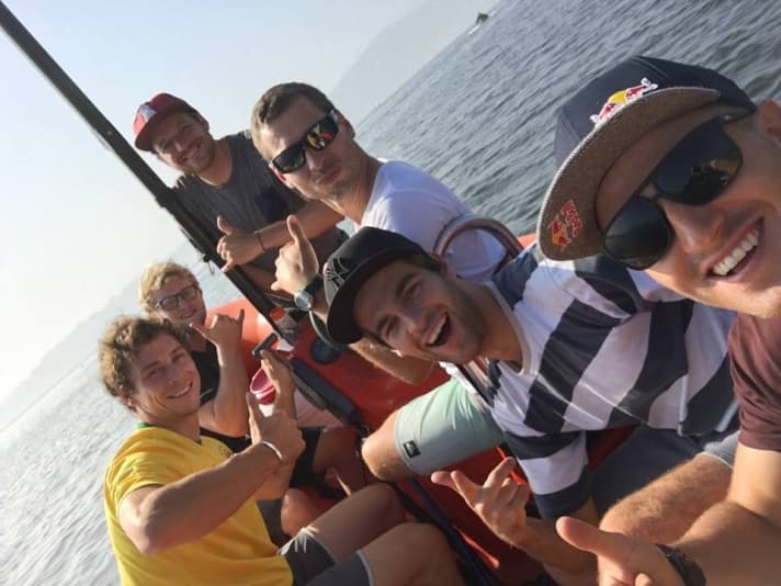   Il "miglior gruppo di allenamento del mondo": Erik Heil (a destra), Thomas Plößel (a sinistra), Justus Schmidt (2° da sinistra), Max Boehme (2° da destra) e i loro allenatori