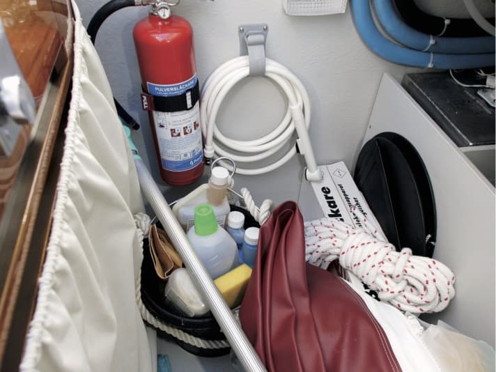 The back box should also be well organised. Highly flammable chemicals should be stored safely