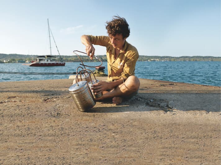   Skipper Corentin und sein Katamaran "Nomade de Mers"