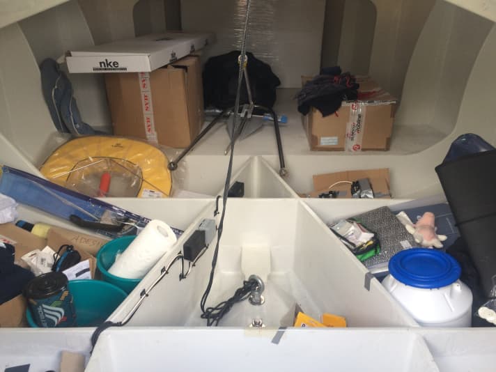   Chaos unter Deck. Spätestens beim Transat muss jedes Teil seinen Platz haben
