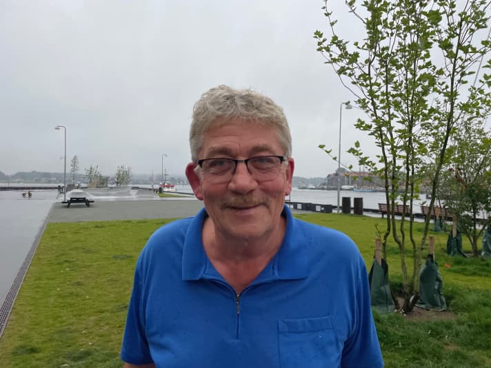   Regattadirektor Ole Ingemann Nielsen vor dem Start der Jubiläumsauflage