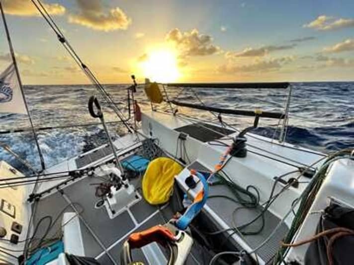   Une vue magnifique sur l'Atlantique à bord de la petite "Jangada".