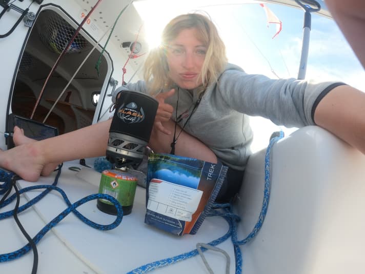   Lisa Berger racconta regolarmente i suoi incarichi in modo crudo, autentico e umoristico.