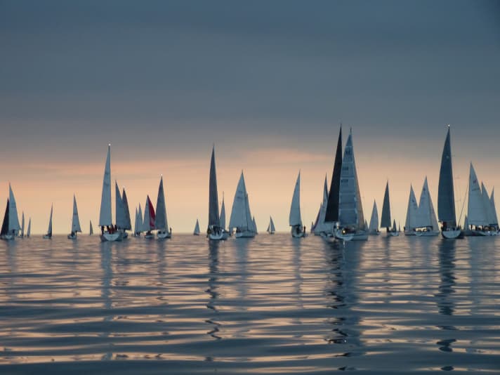   The Baltic Sea Rally as a still life at the windless start