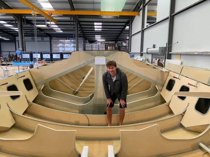 In Frankreich entsteht gerade die neue  Class 40, mit der Lennart Burke demnächst seine Seesegelkarriere vorantreiben will. In Rostock startet der sympathische Stralsunder, der seit Jahresbeginn in Hamburg  lebt, jetzt bei der Inklusions-WM mit Para-Schwimmerin Katherina Rösler durch